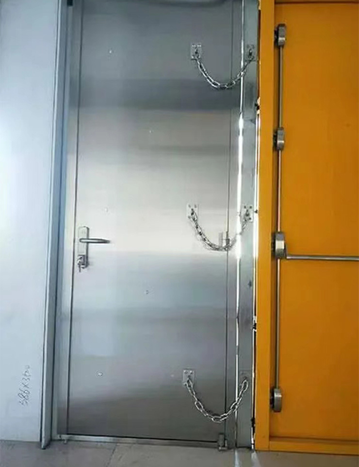 �������L(f��ng)���T